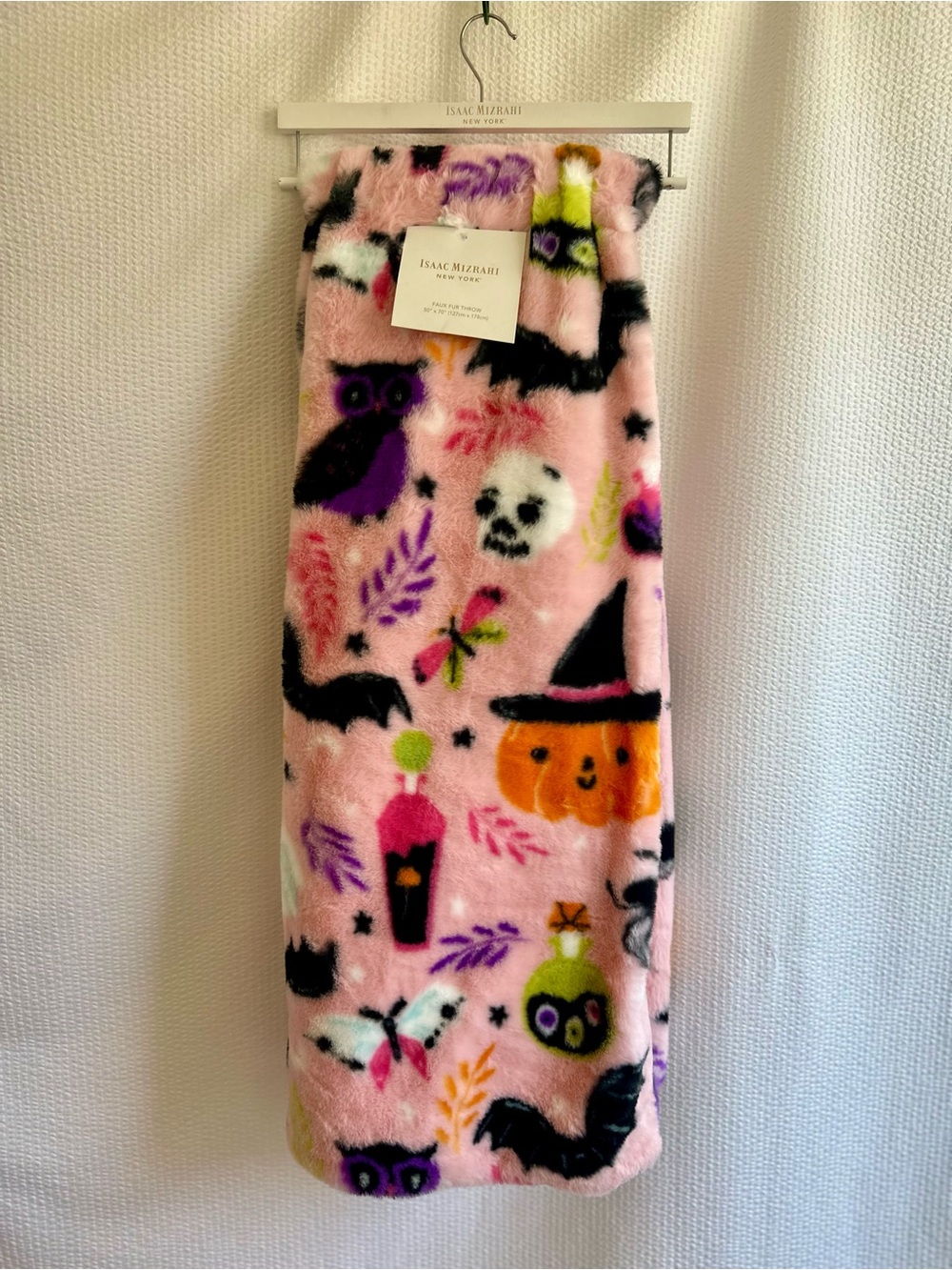 ISAAC MIZRAHI Pink Halloween Faux Fur Throw Blanket 50x70 Cats Bats NWT